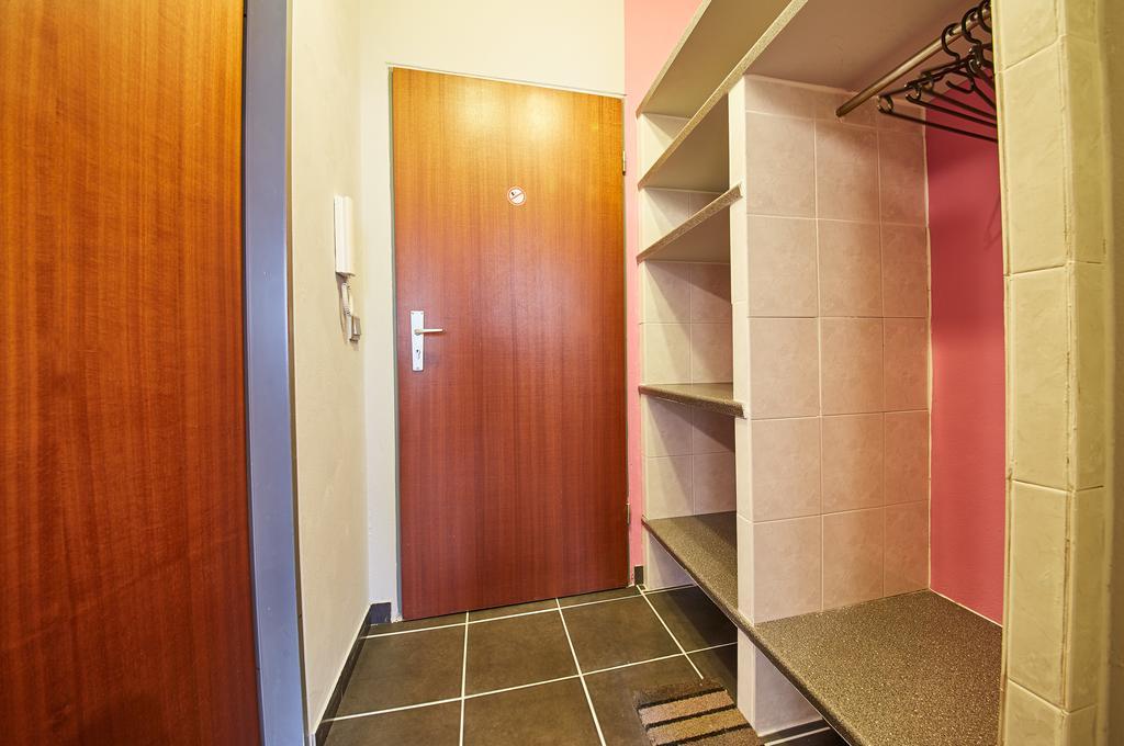 Snowflake Apartment *